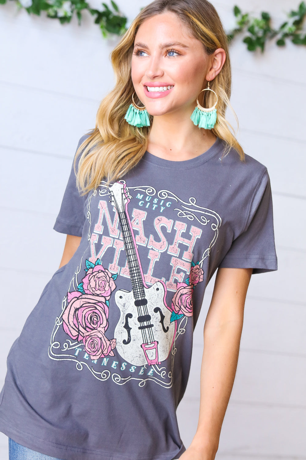 Grey Cotton NASHVILLE Tennessee Graphic Tee