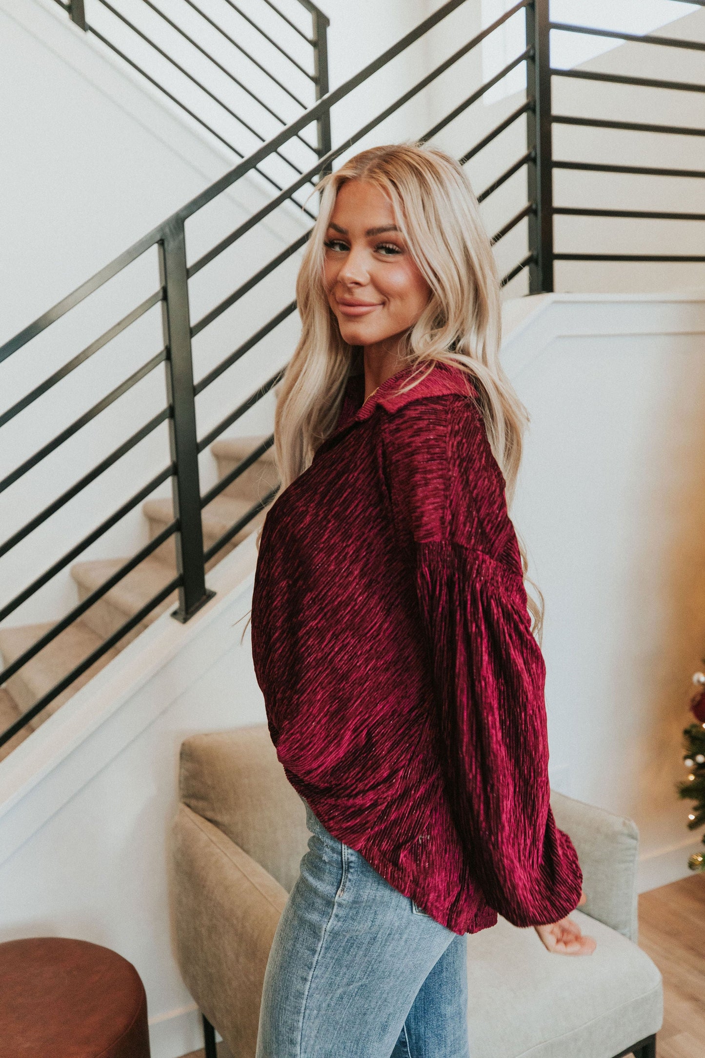 Looking At You Velvet Top