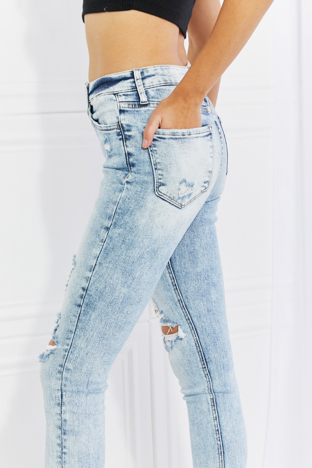 VERVET On The Road Full Size Distressed Jeans