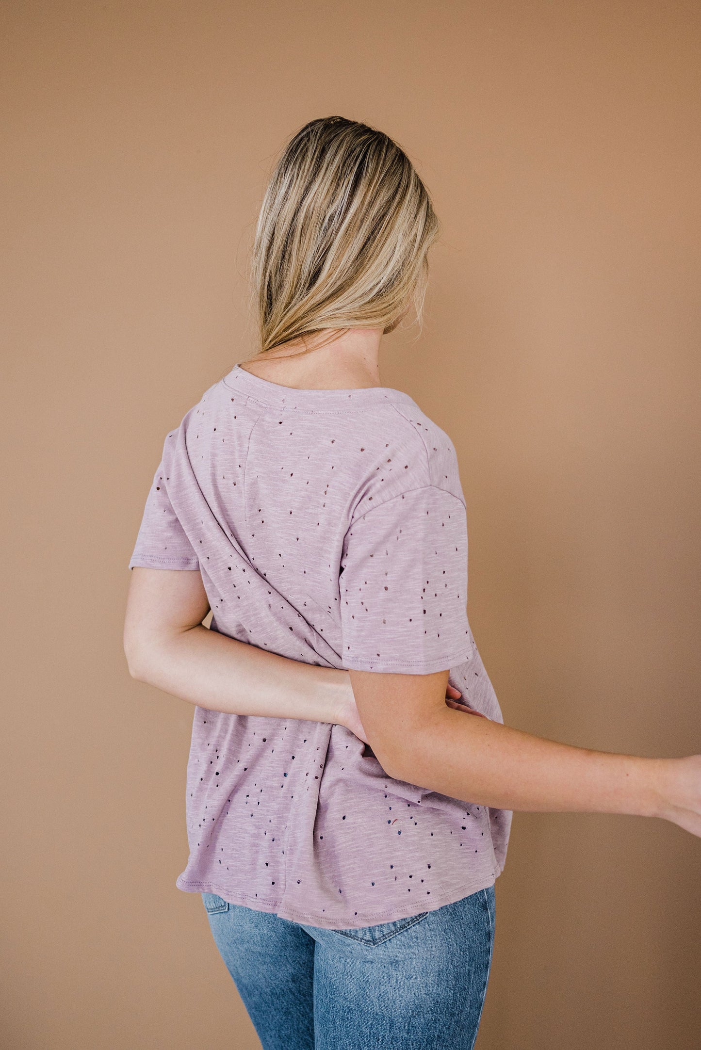 Distressed Boyfriend Tee - Mauve