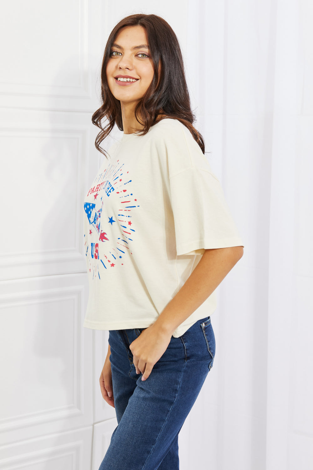 mineB Party In The USA Graphic Crop Top